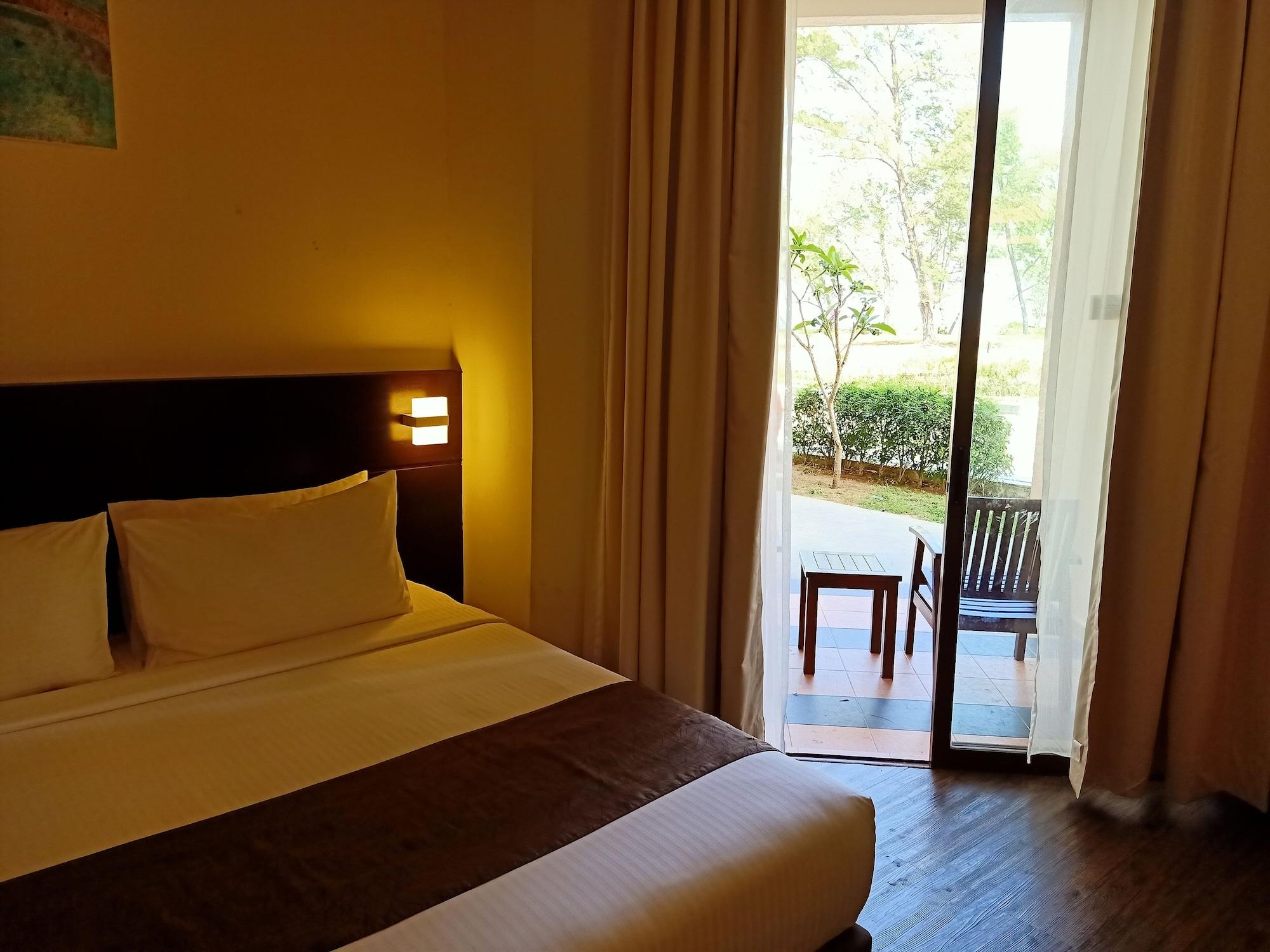 Villea Rompin Resort & Golf Куала-Ромпин Экстерьер фото